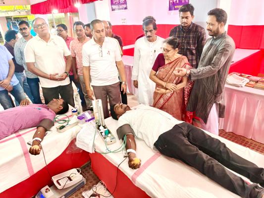 Students' Federation of India (SFI) and DYFI organized a blood donation camp at Agartala on November 1st.